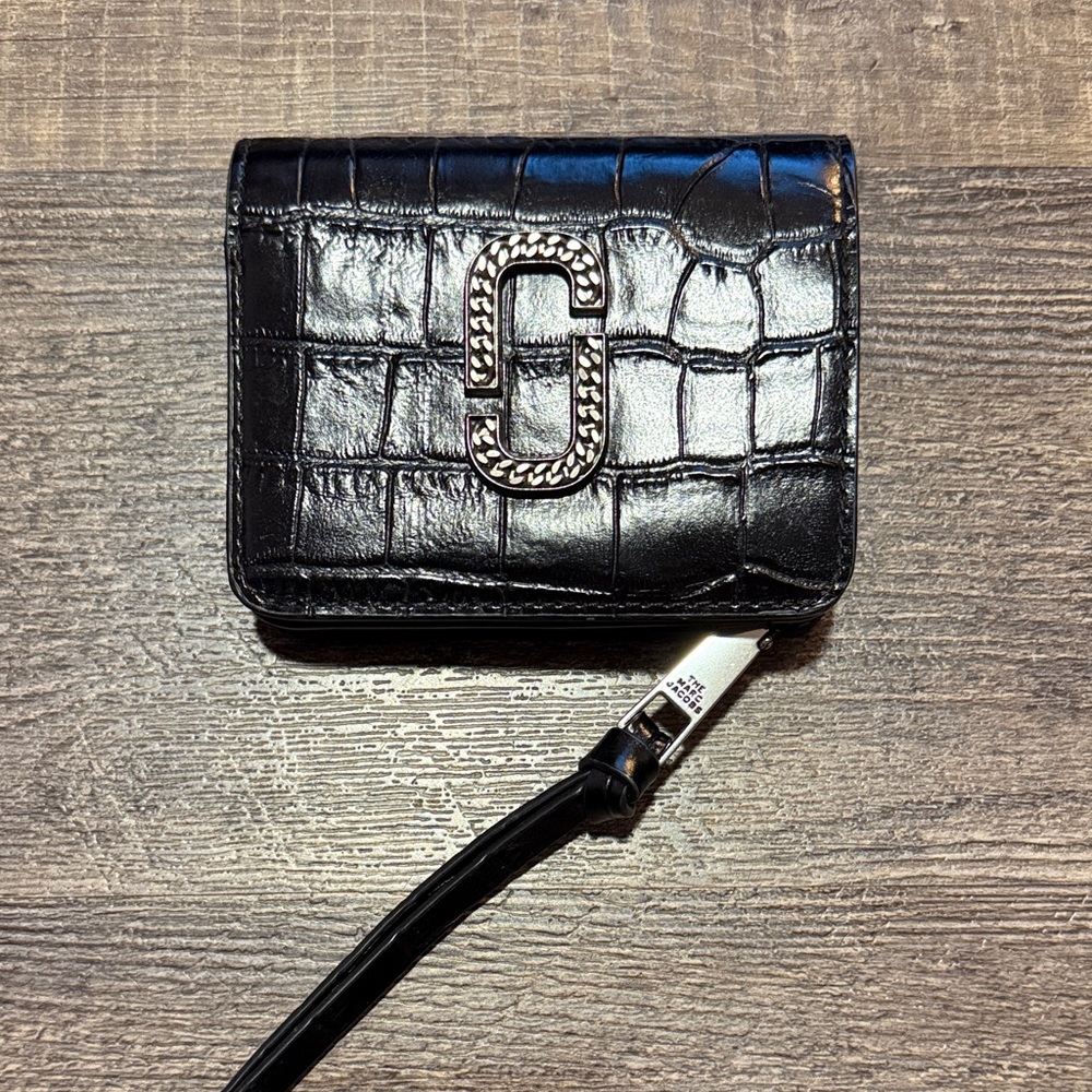 The Marc Jacobs Black Croc-Embossed Leather Wallet